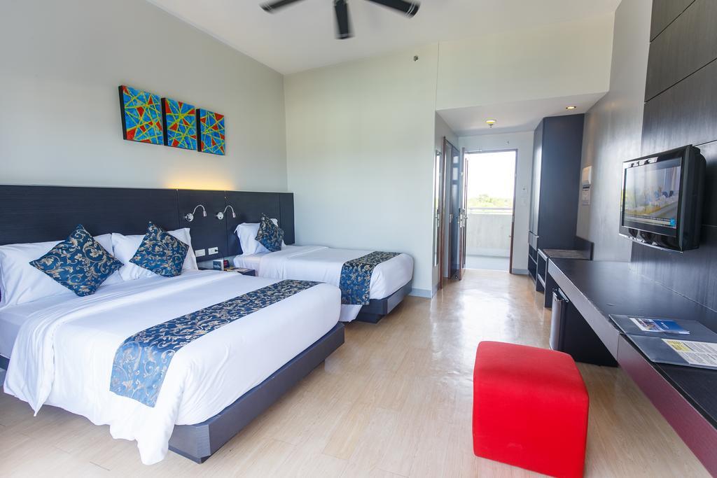 Solea Seaview Resort Lapu-Lapu City Dış mekan fotoğraf