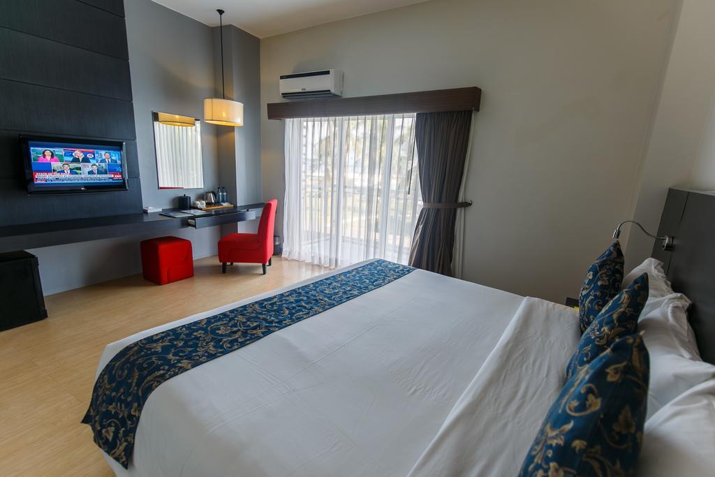 Solea Seaview Resort Lapu-Lapu City Dış mekan fotoğraf
